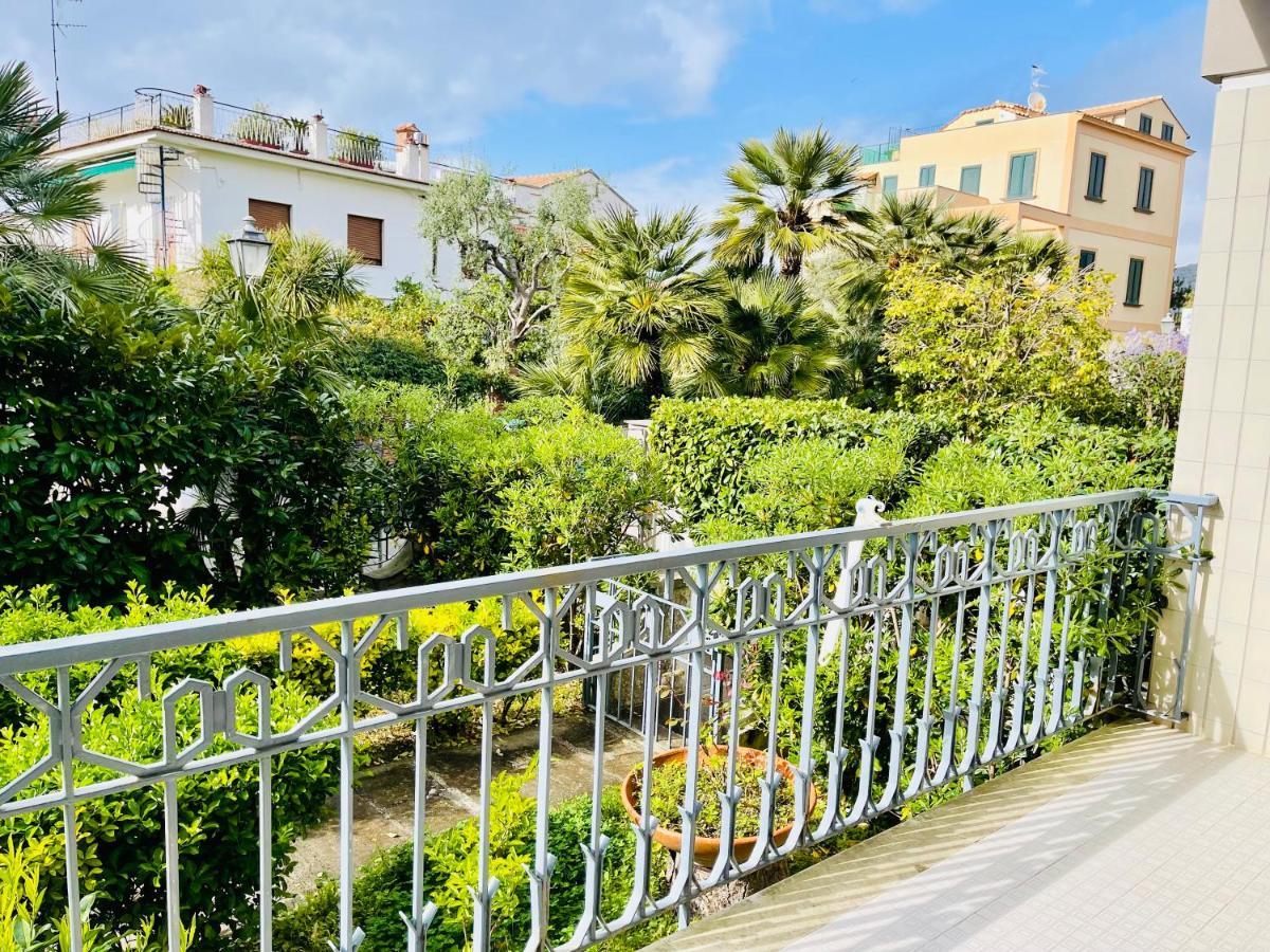 Sorrento Life 1 Apartment Sant'Agnello Luaran gambar